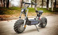 Daymak Beast - scooter off-road dùng năng lượng mặt trời