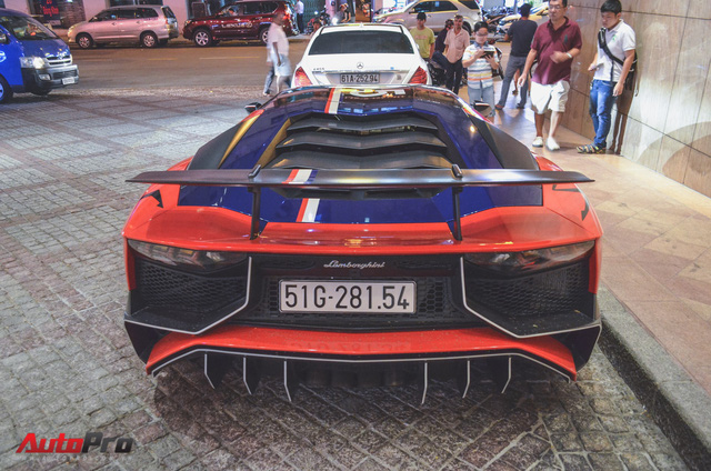 Đại gia Minh Nhựa tiếp tục rao bán Lamborghini Aventador SV 3