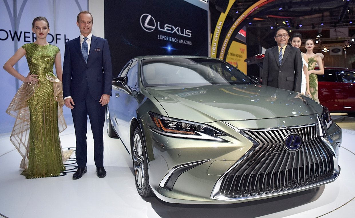 Lexus ES300h 2019 - 1